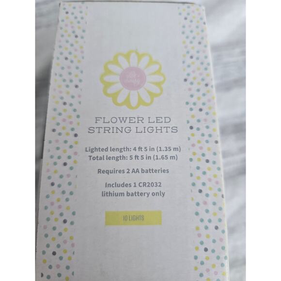LED Daisy Flower String Lights 10-Count Battery Operated NIB - Picture 4 of 5